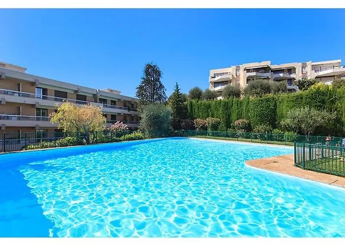 In A Private With Pool Appartement